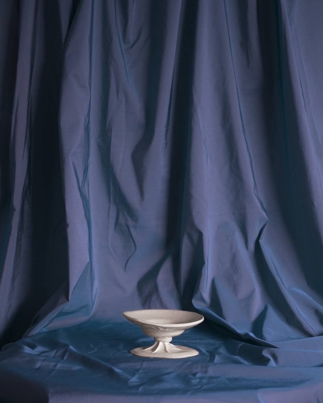 RITUAL HOLDER (IVORY)